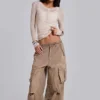 Pantalones cargo de carpintero con tachuelas