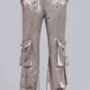 Pantalones cargo de satén con tachuelas Briony