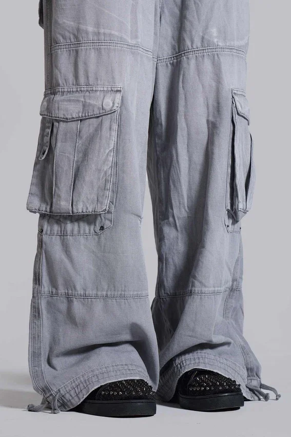 Pantalones cargo «Decoy» en gris lavado