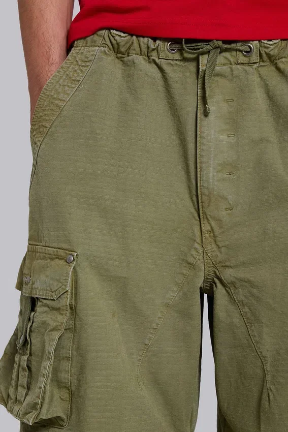 Pantalones cargo «Parachute Cargo» en color oliva, talla XL