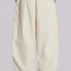 Pantalones cargo «Parachute» en color crudo