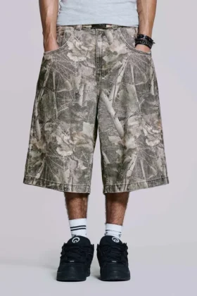 Pantalones cortos Colossus con estampado de camuflaje Woodland
