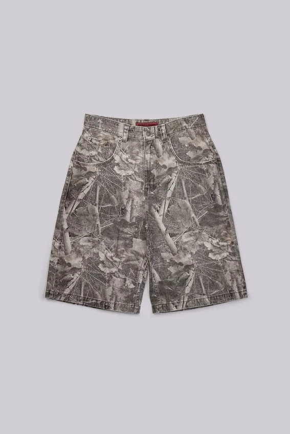 Pantalones cortos Colossus con estampado de camuflaje Woodland