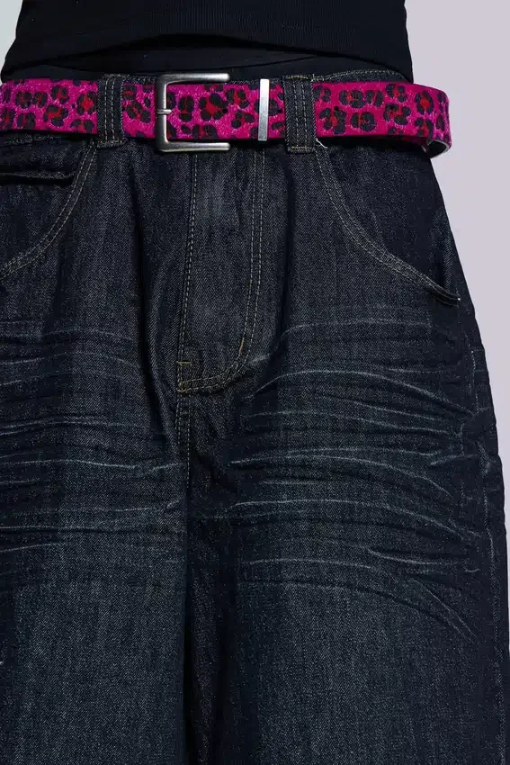 Pantalones cortos Colossus de índigo con pliegues