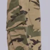 Pantalones cortos de cadete con estampado de camuflaje desgastado