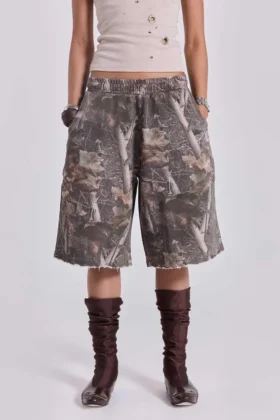 Pantalones cortos de chándal Monster Joggers con estampado de camuflaje Woodland