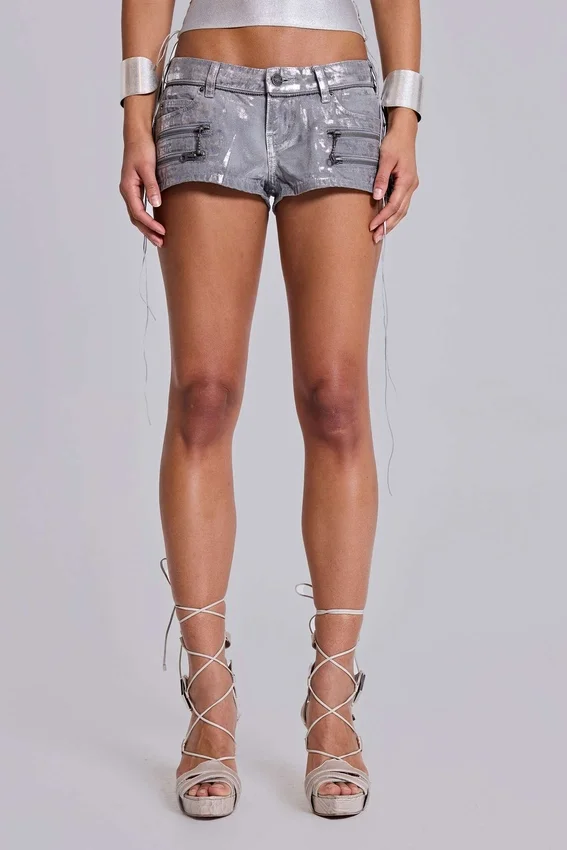 Pantalones cortos de denim mini con recubrimiento Ardor en color plateado