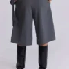 Pantalones cortos grises «Goliath» de corte entallado