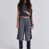 Pantalones cortos grises «Goliath» de corte entallado