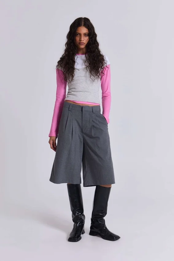 Pantalones cortos grises «Goliath» de corte entallado