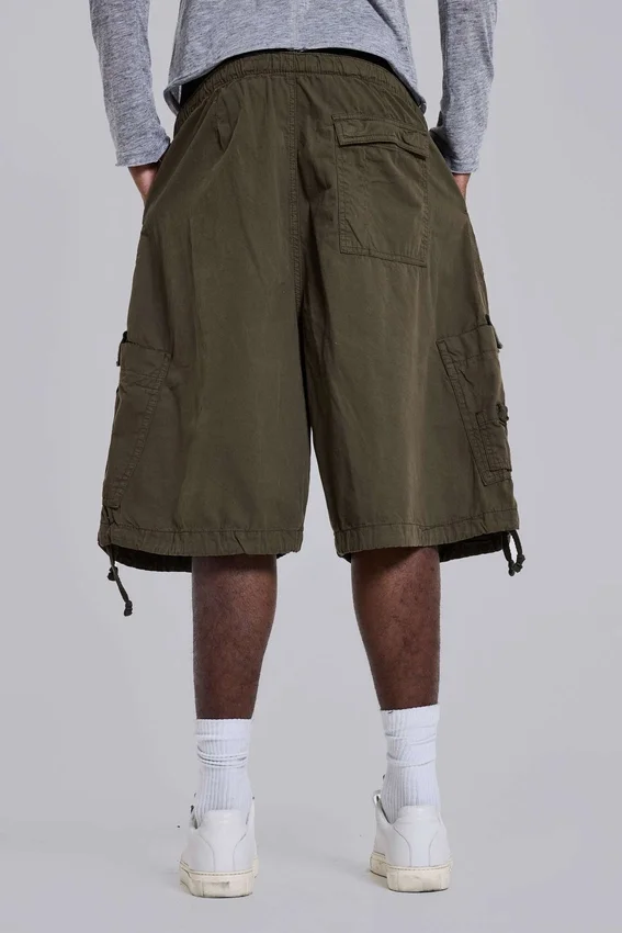 Pantalones cortos holgados de Parachute Cargo color caqui