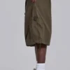 Pantalones cortos holgados de Parachute Cargo color caqui