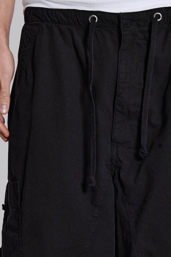 Pantalones cortos holgados de Parachute Cargo negros
