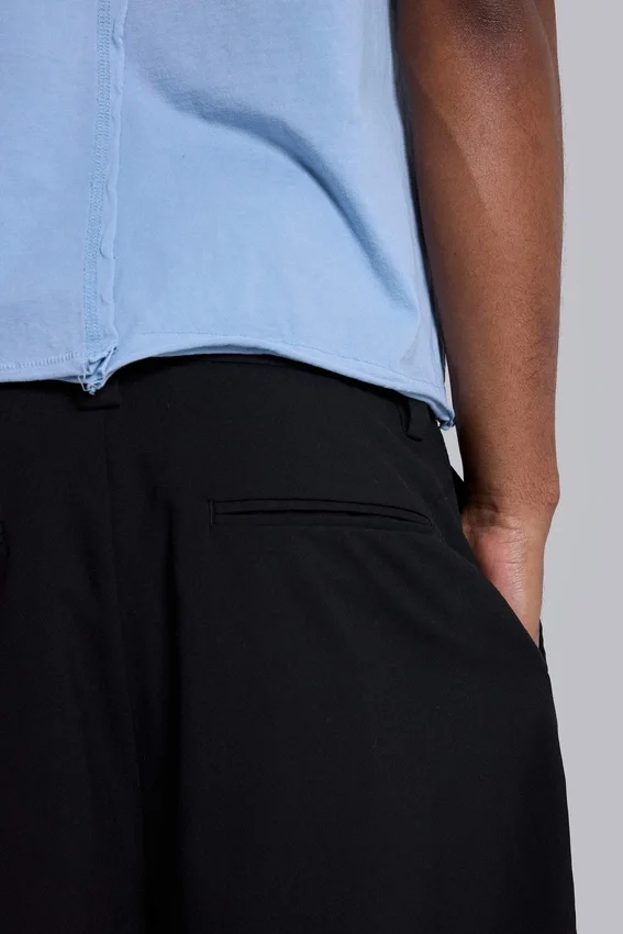 Pantalones cortos holgados entallados «Goliath» negros
