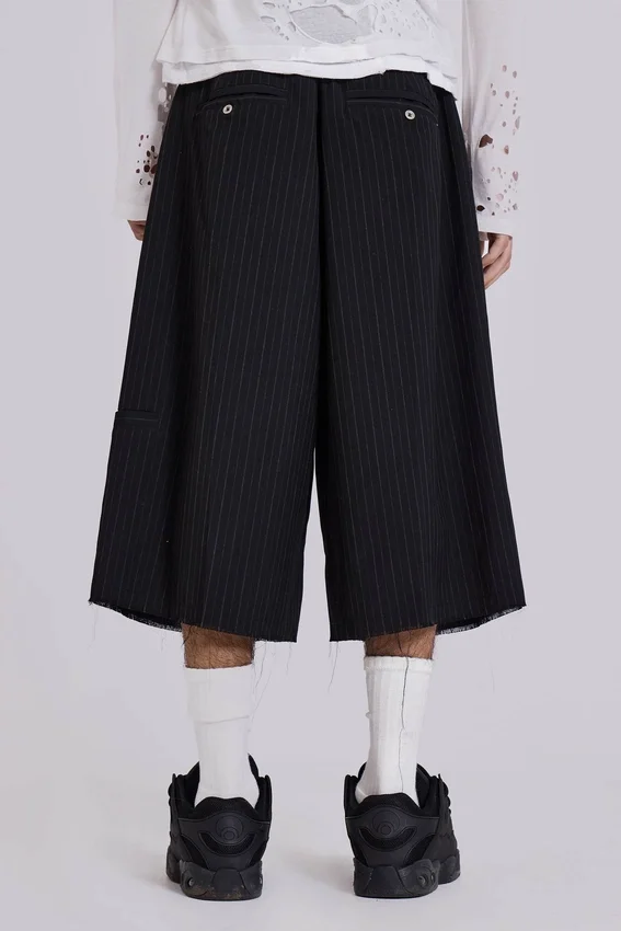Pantalones cortos holgados «Goliath Shorts» XL a rayas finas negros