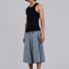 Pantalones cortos jogger «Monster» con rayas deportivas en gris lavado