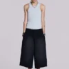 Pantalones cortos Monster de 3/4 en negro desgastado