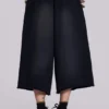 Pantalones cortos Monster de 3/4 en negro desgastado