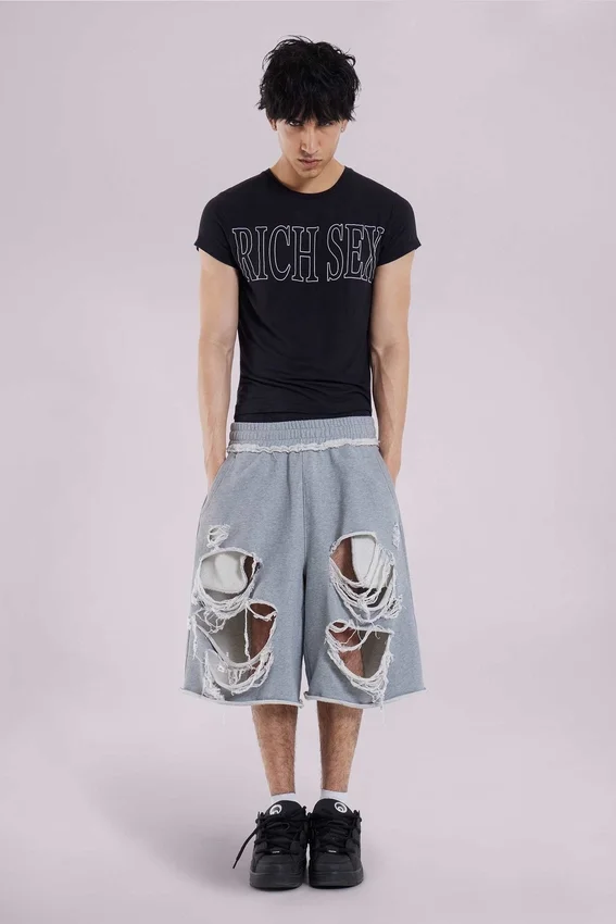 Pantalones cortos «Monster» grises desgastados