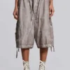 Pantalones cortos tipo Parachute con lavado a la piedra