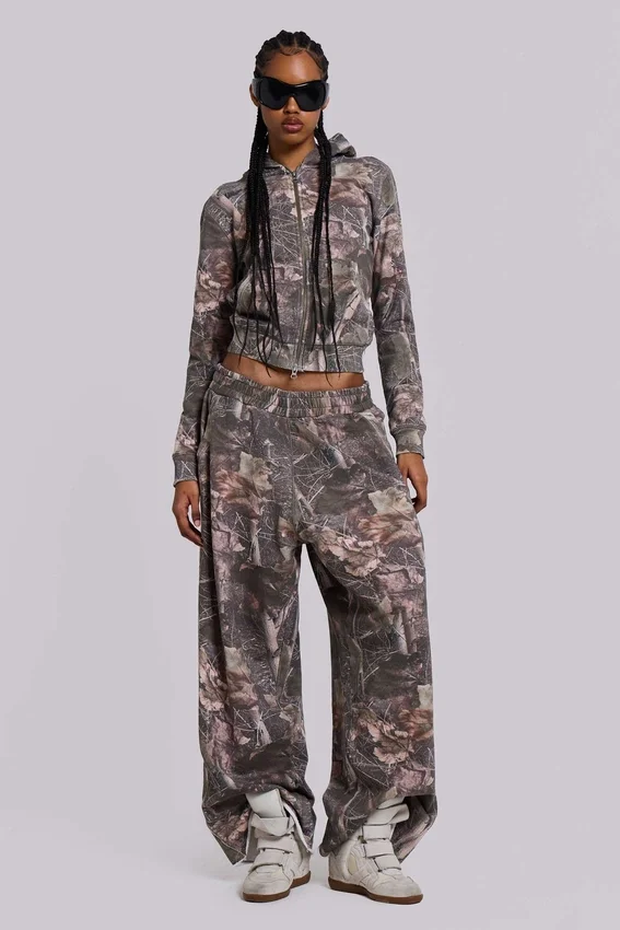 Pantalones de chándal holgados «Monster Joggers» con estampado de camuflaje «Woodland»