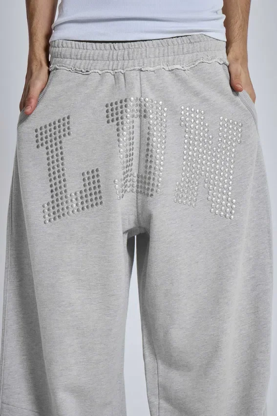 Pantalones de chándal «Monster Joggers» con tachuelas de LDN