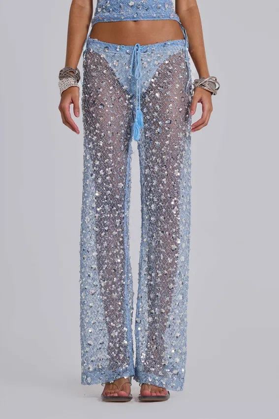 Pantalones de punto con lentejuelas Deva en color cielo