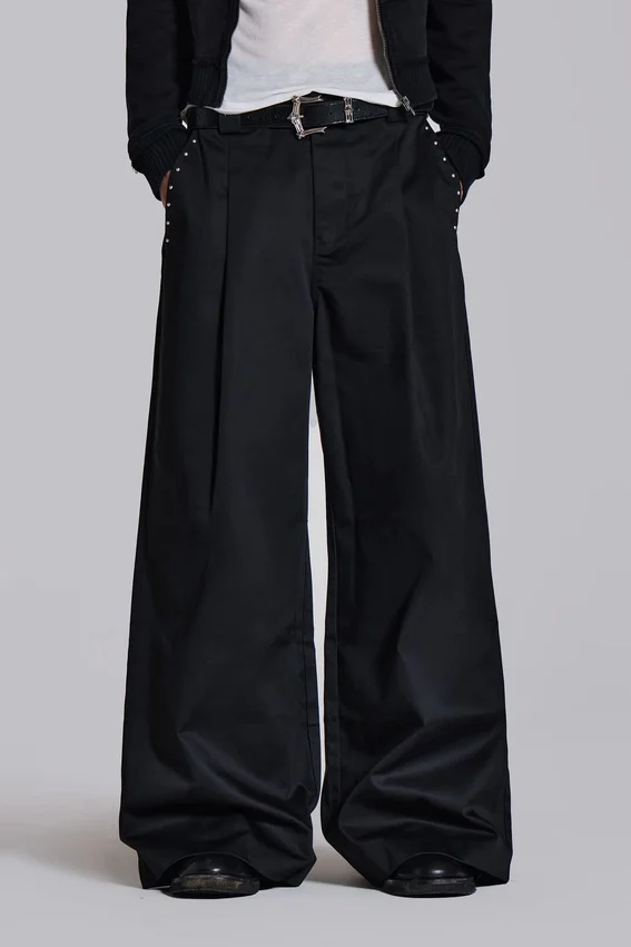 Pantalones de traje Goliath negros con tachuelas