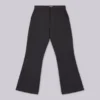 Pantalones de traje negros de corte acampanado