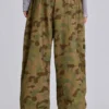 Parachute Pants con estampado de camuflaje de pato