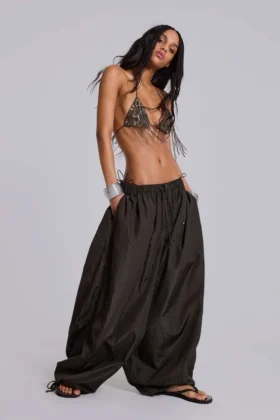 Parachute Pants de nailon Nexis en color caqui