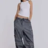 Parachute Pants negros con lavado al aceite