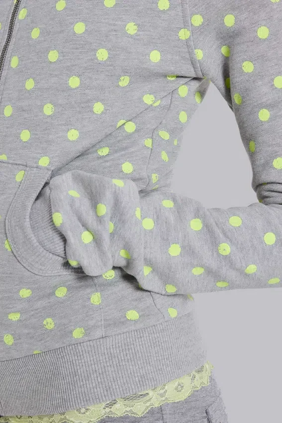 Sudadera con capucha de lunares neón