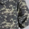 Sudadera con capucha de tejido waffle con estampado de camuflaje digital