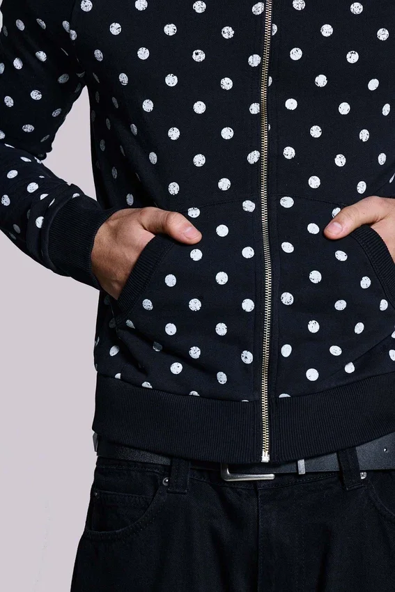Sudadera con capucha Mono negra con lunares