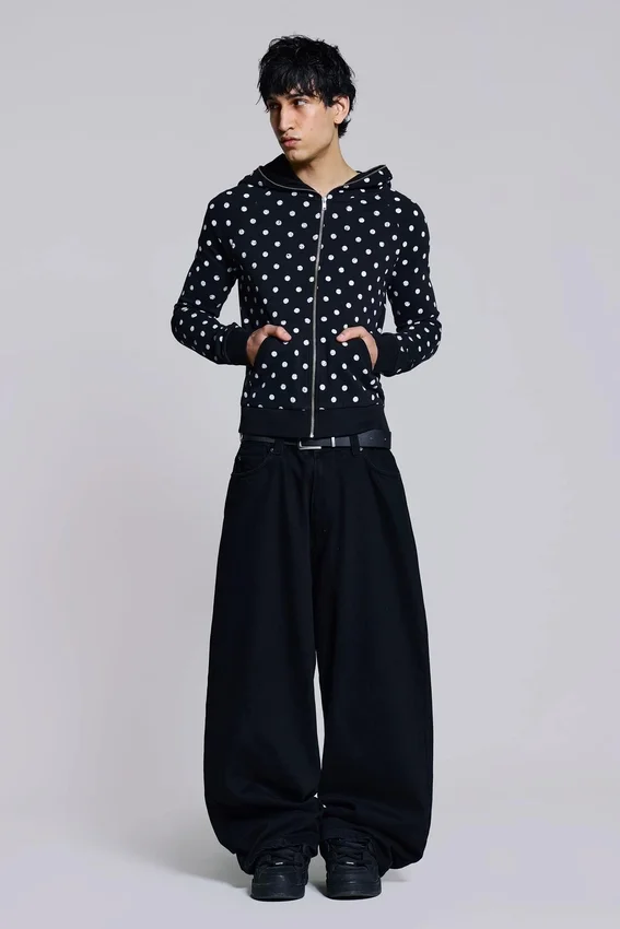 Sudadera con capucha Mono negra con lunares