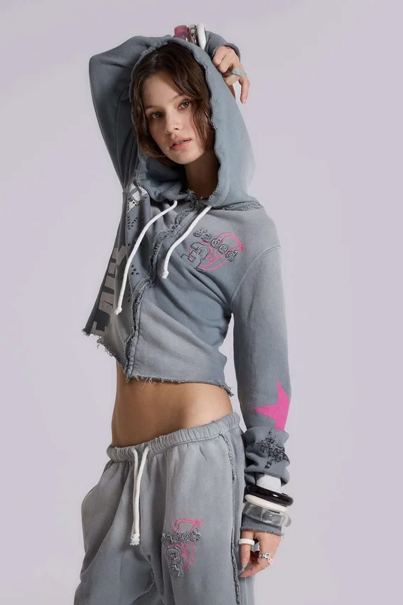 Sudadera con capucha y cremallera «Cleo Graphic»
