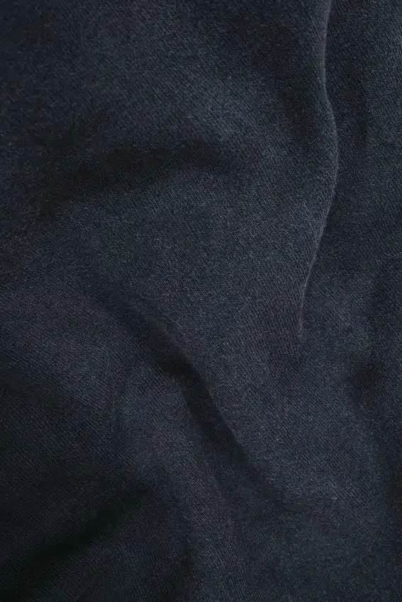Sudadera con capucha y emblema
