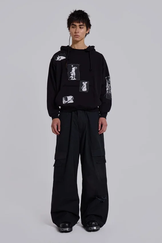 Sudadera con capucha y parche «Devoted» negra