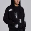 Sudadera con capucha y parche «Devoted» negra