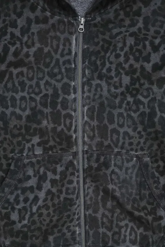 Sudadera Monster Hoodie de leopardo en gris carbón