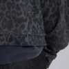 Sudadera Monster Hoodie de leopardo en gris carbón