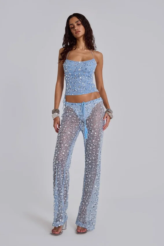Pantalones de punto con lentejuelas Deva en color cielo