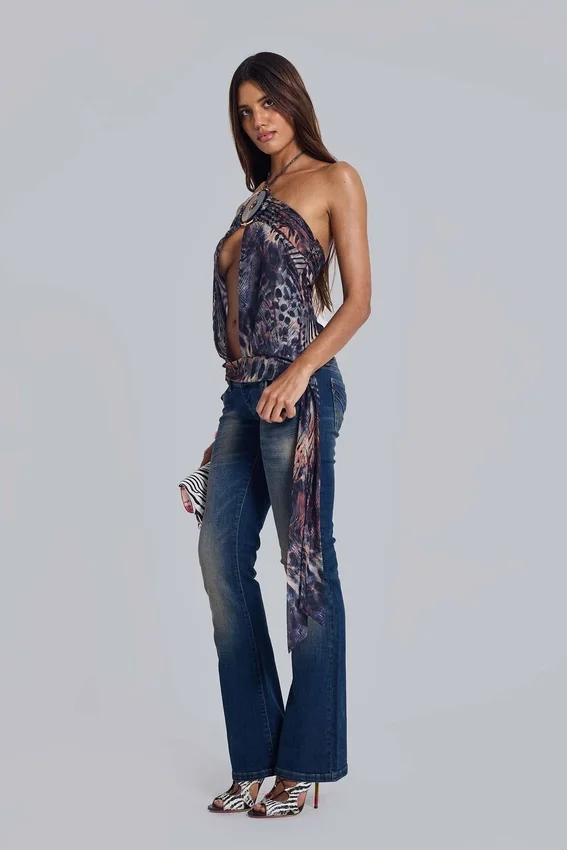 Top halter con aberturas de Selah