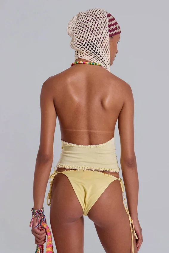 Top halter de ganchillo con abalorios Zelya