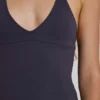 Top halter Kayla en color pizarra