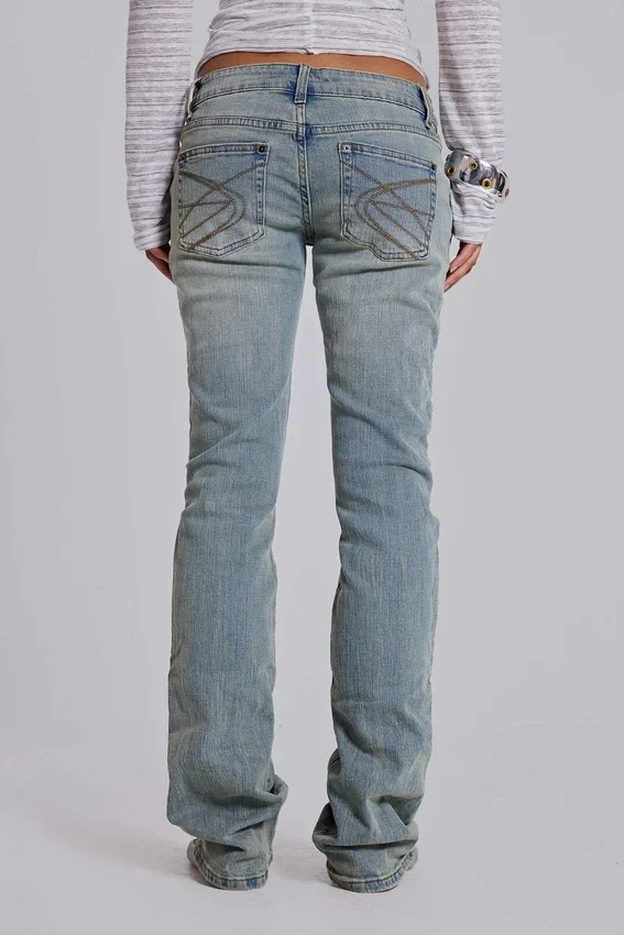 Vaqueros acampanados Cooper en azul claro