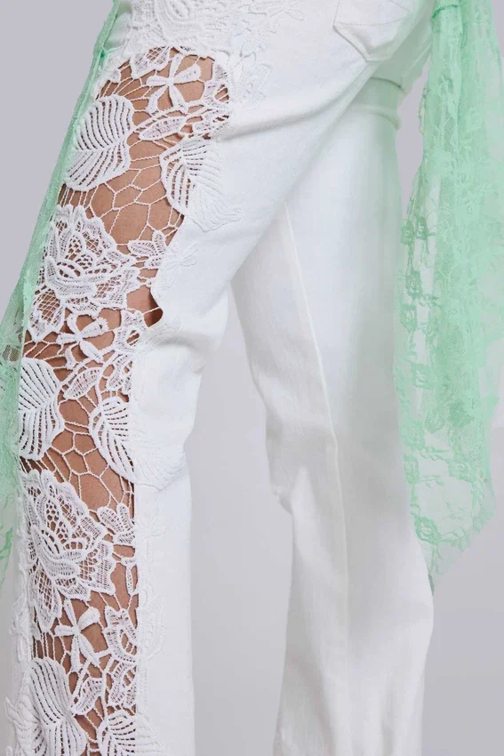 Vaqueros acampanados Lace Cooper