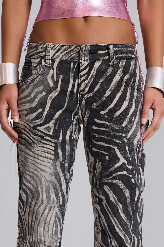 Vaqueros Bootcut Cooper de Leona con estampado de cebra