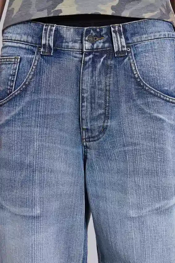 Vaqueros «Colossus Jeans»